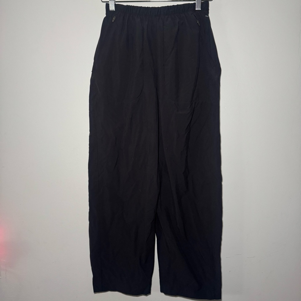 Lululemon Crop Black‎ Pants size 4 RN 106259